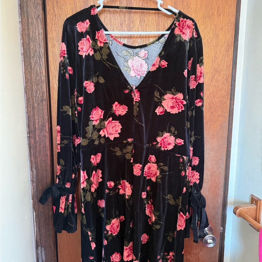 Xhilaration Velvet Black Dress with Pink Roses